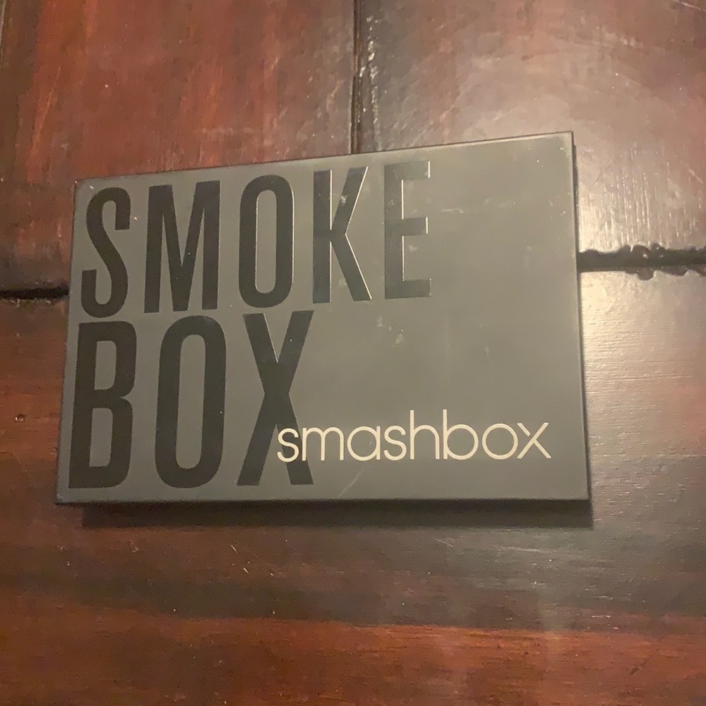 Smash box eye shadow palette